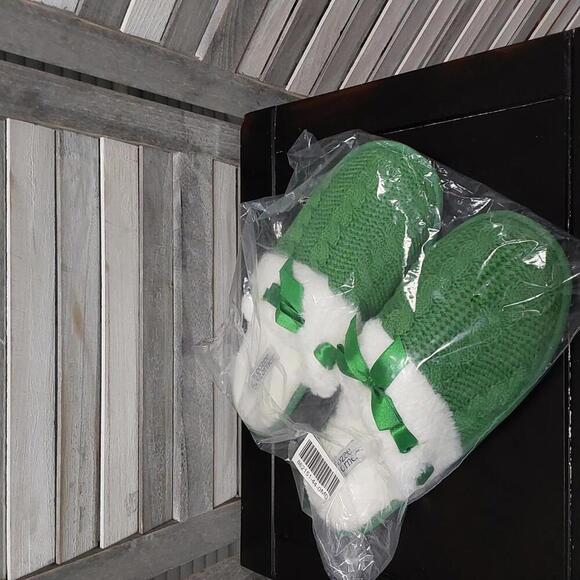 Sarah Slipper | Cozee Corner | Medium - Picture 1 of 6